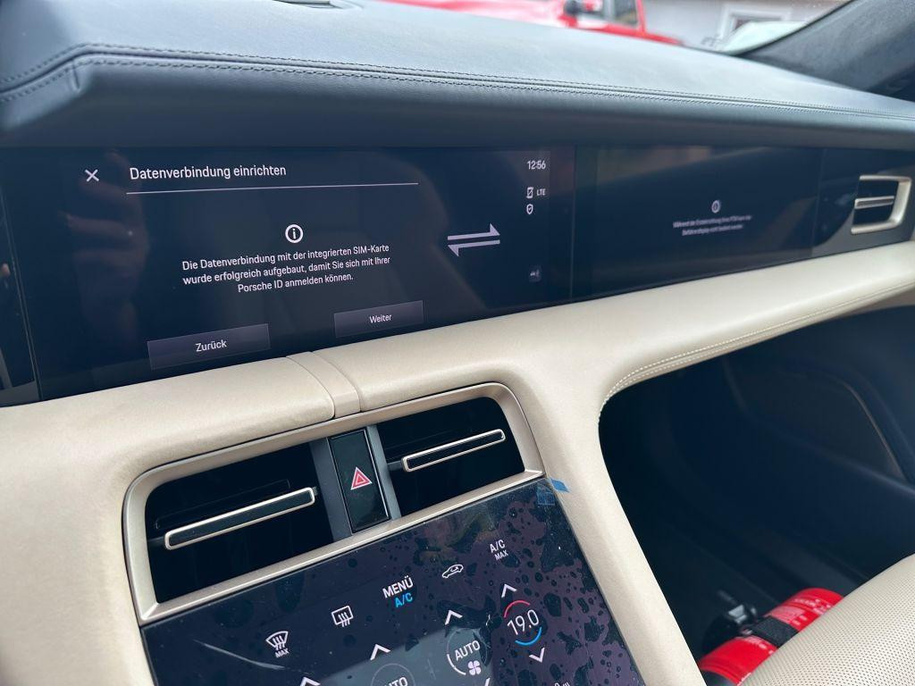 Porsche Taycan