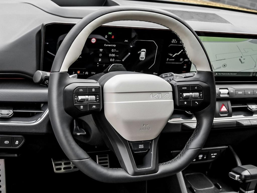 Kia K4