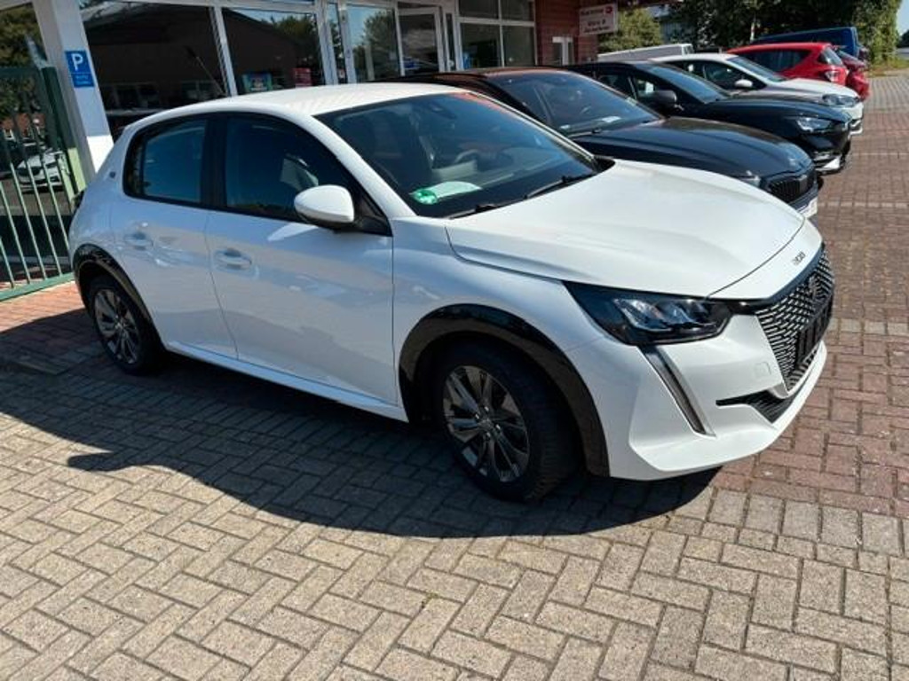 Peugeot e-208 Active Pack