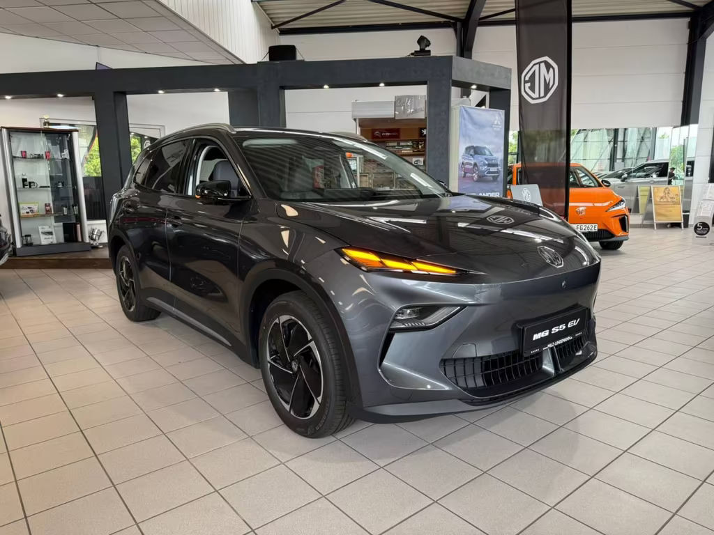 MG MGS5 EV Luxury