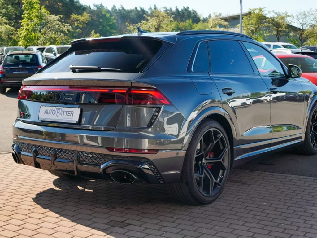 Audi RS Q8