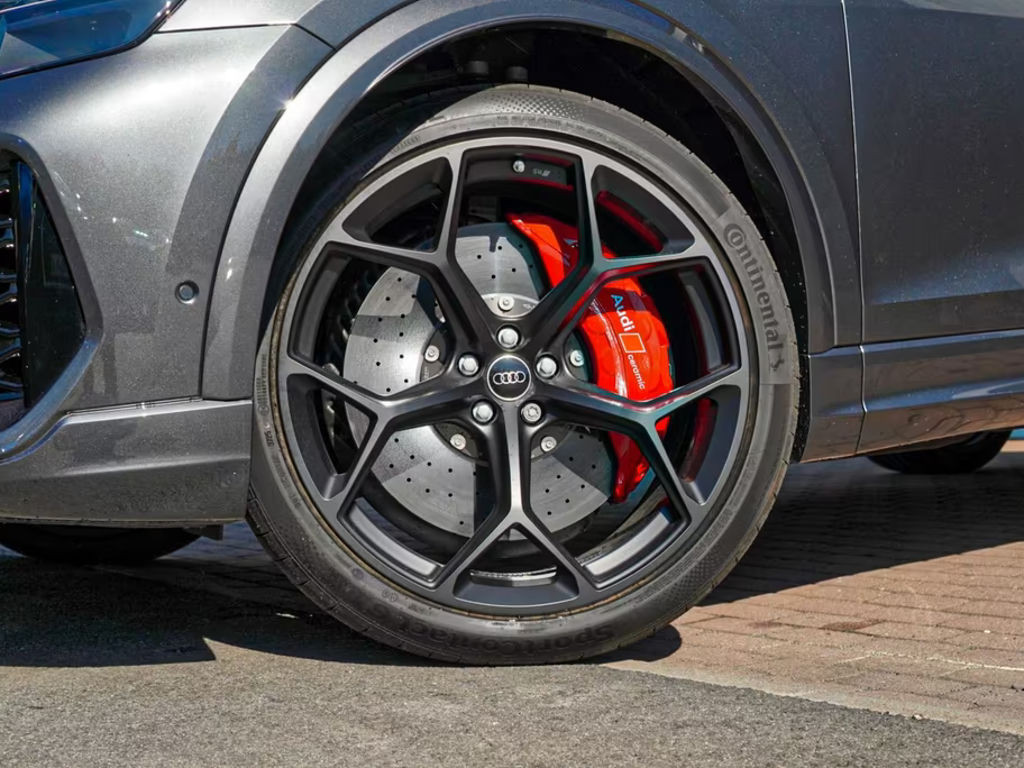 Audi RS Q8