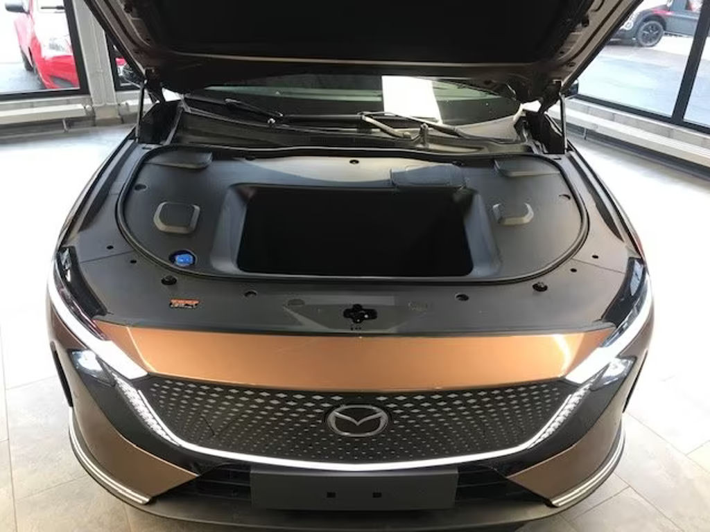 Mazda 6e