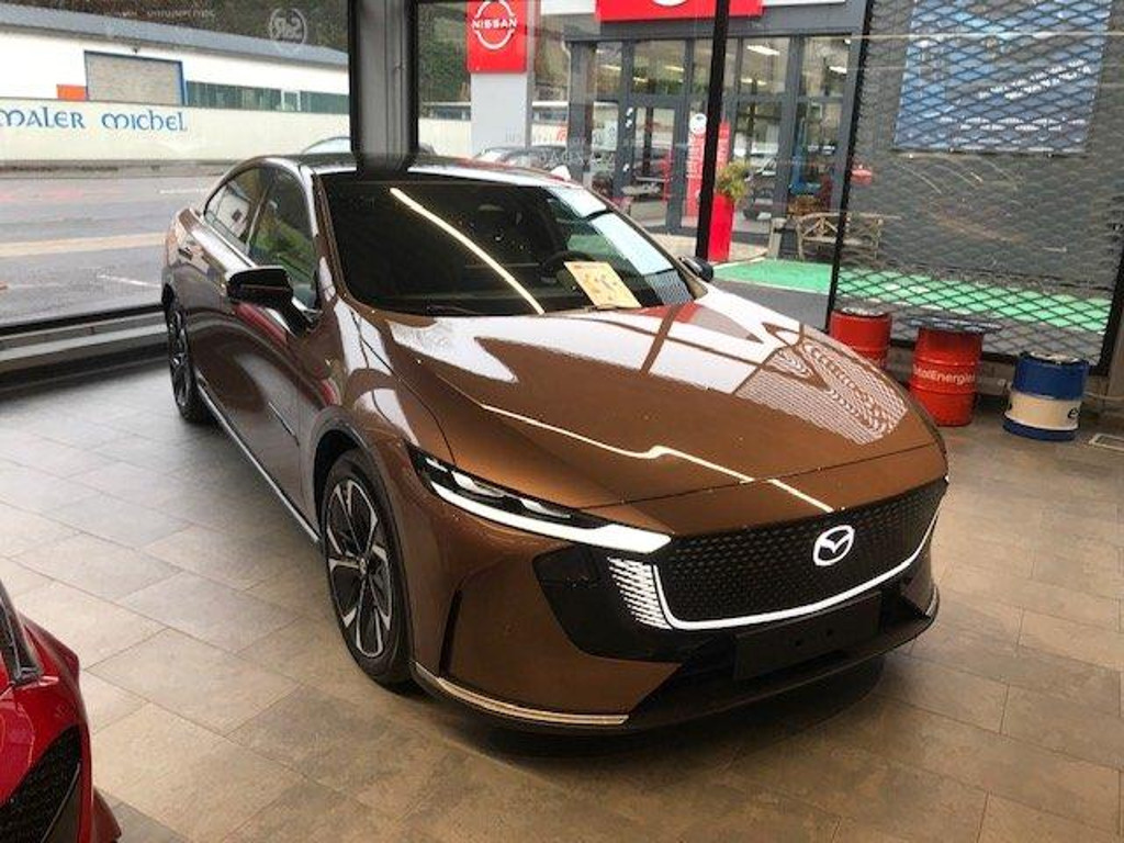Mazda 6e