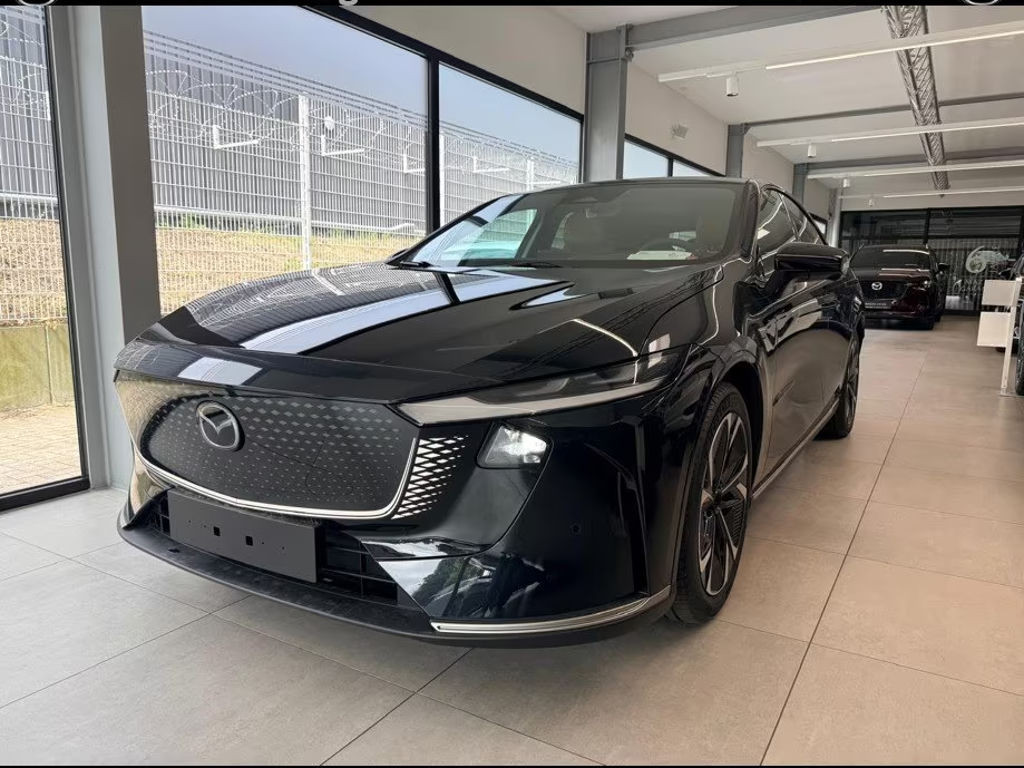 Mazda 6e Takumi Plus