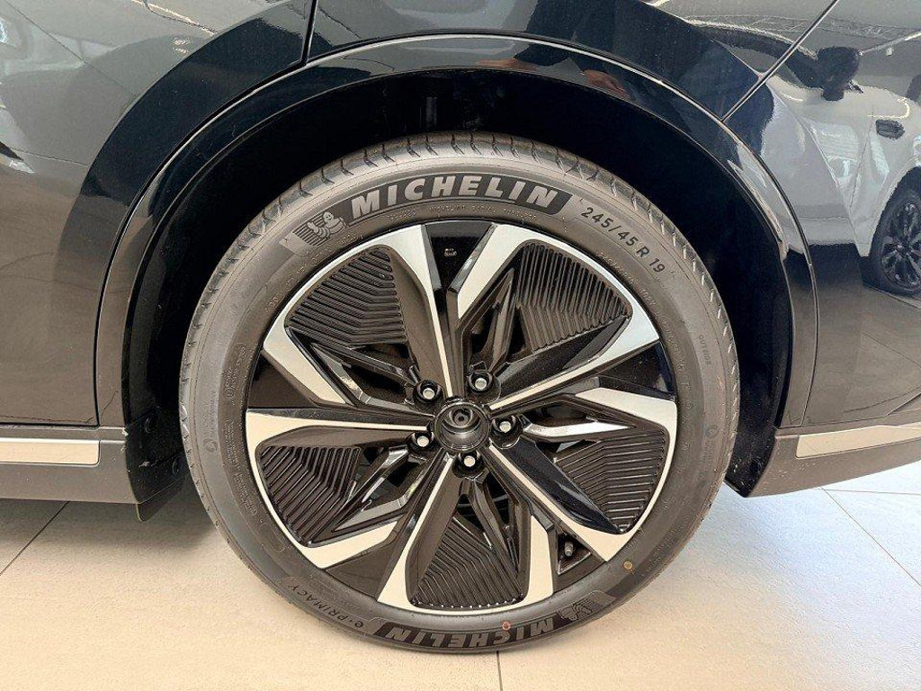 Mazda 6e