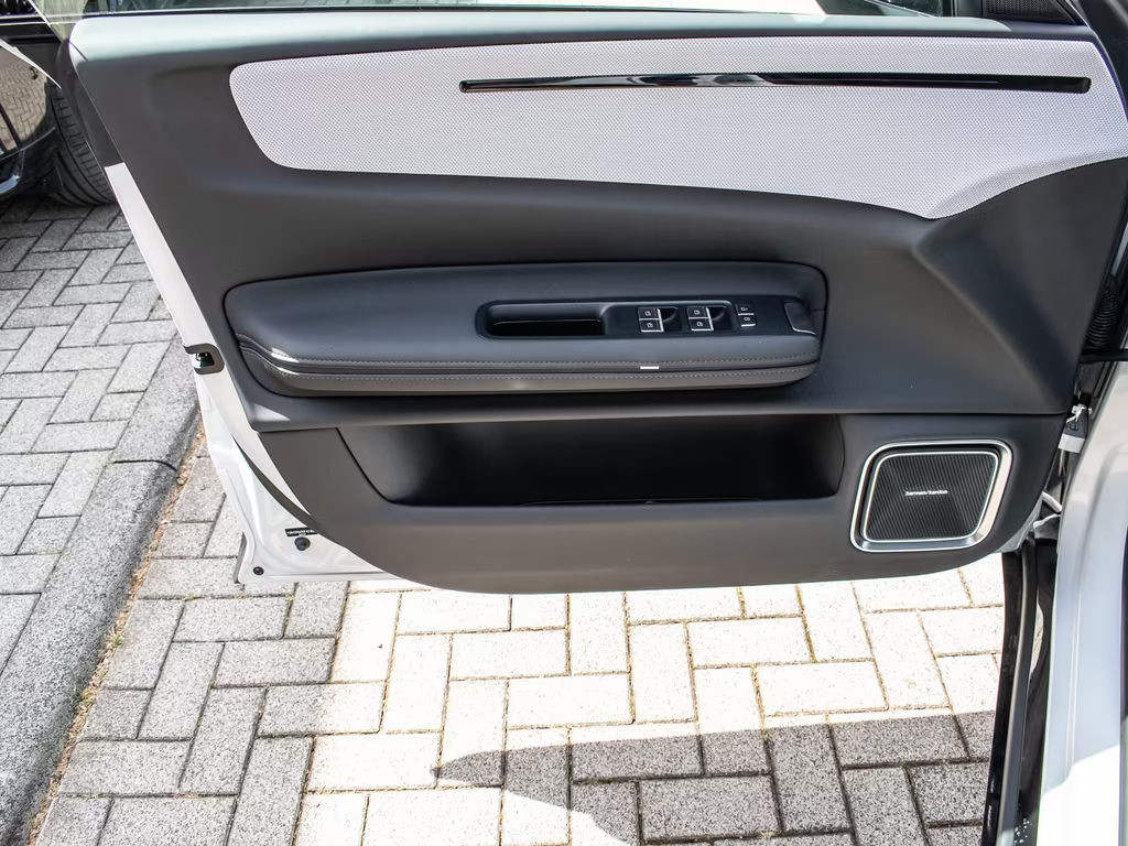 Polestar 4