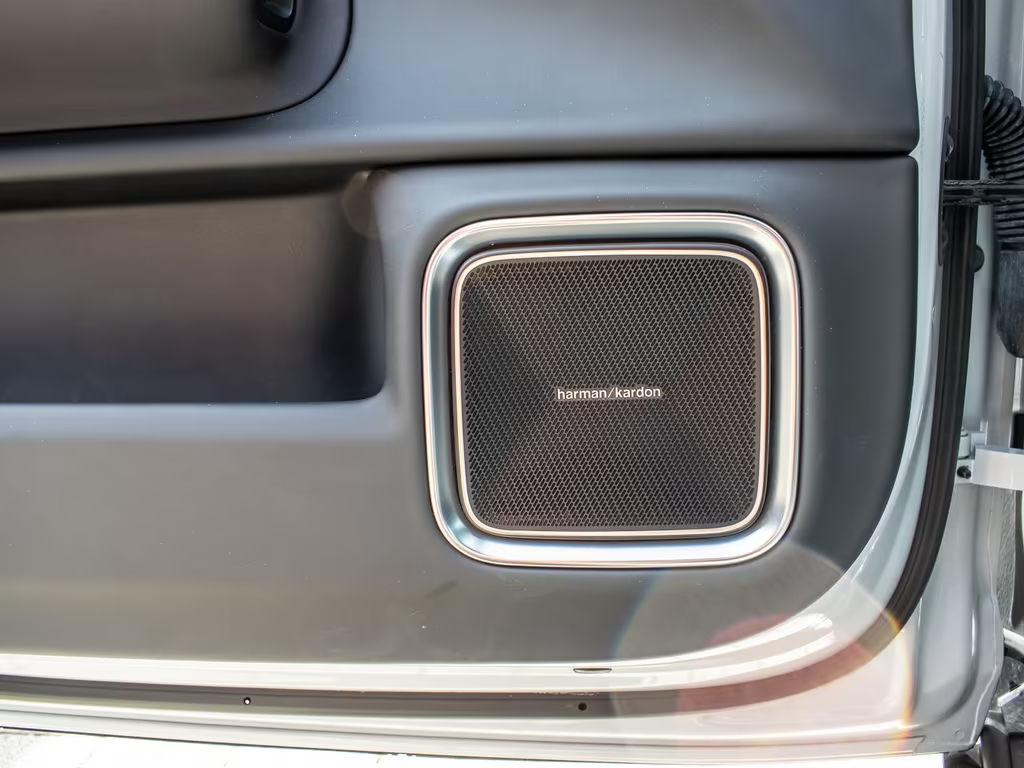 Polestar 4