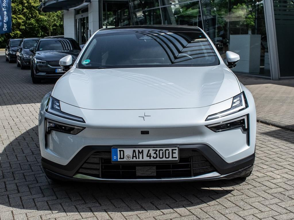 Polestar 4