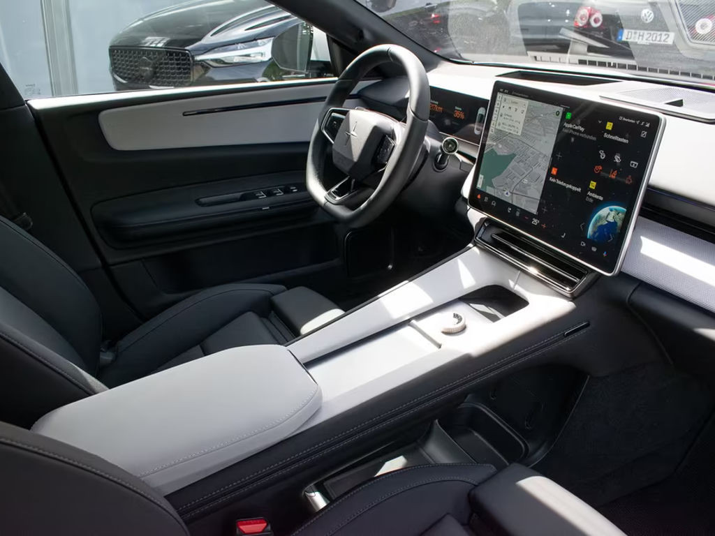 Polestar 4