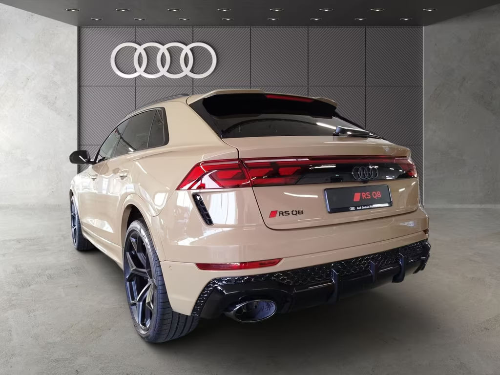 Audi RS Q8