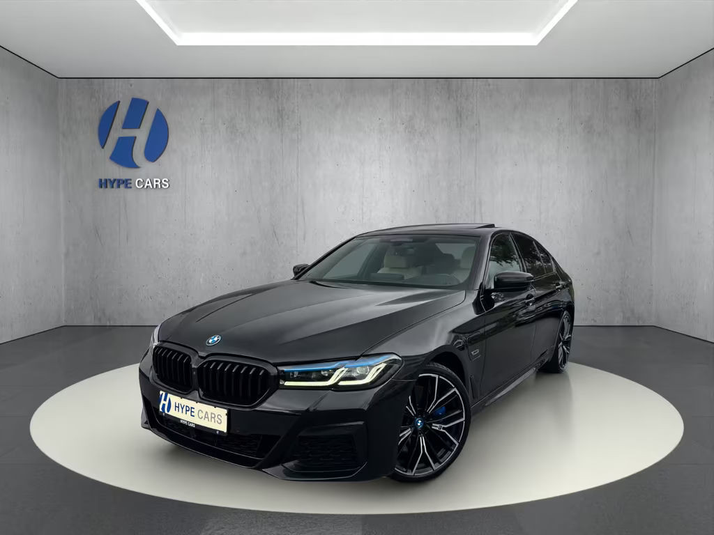 BMW 5 Serie 545 M-Sport xDrive Sedan 545e