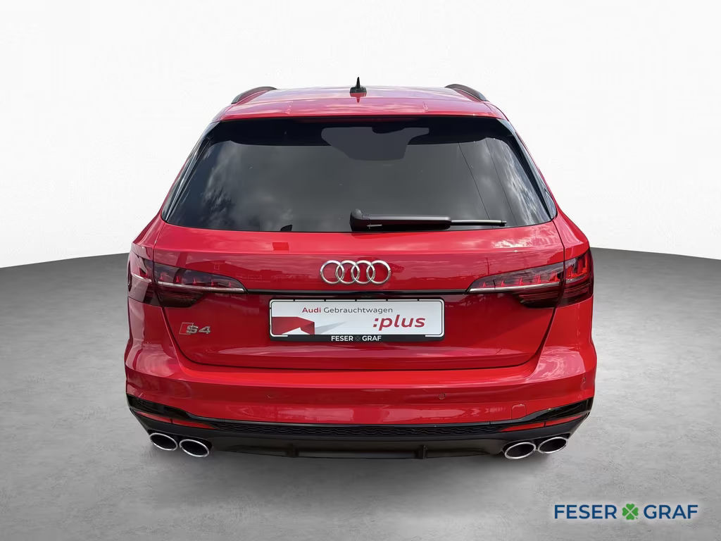 Audi S4