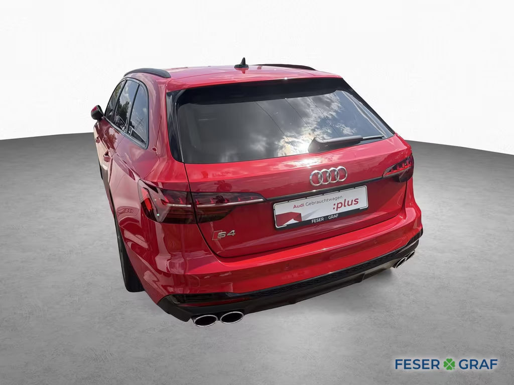Audi S4