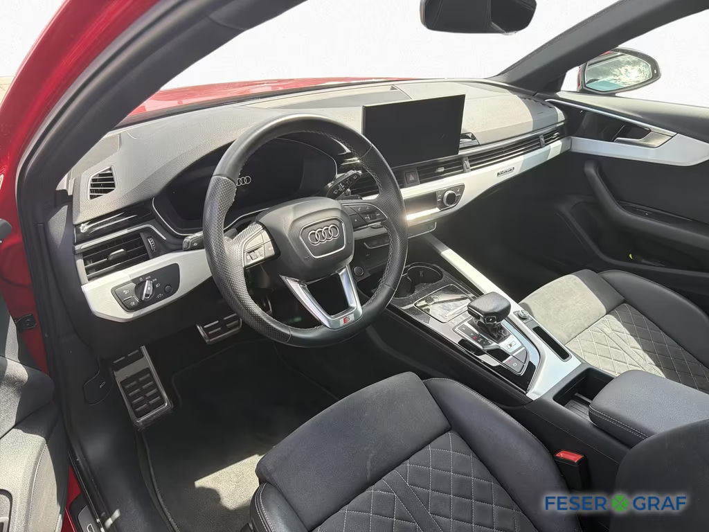 Audi S4