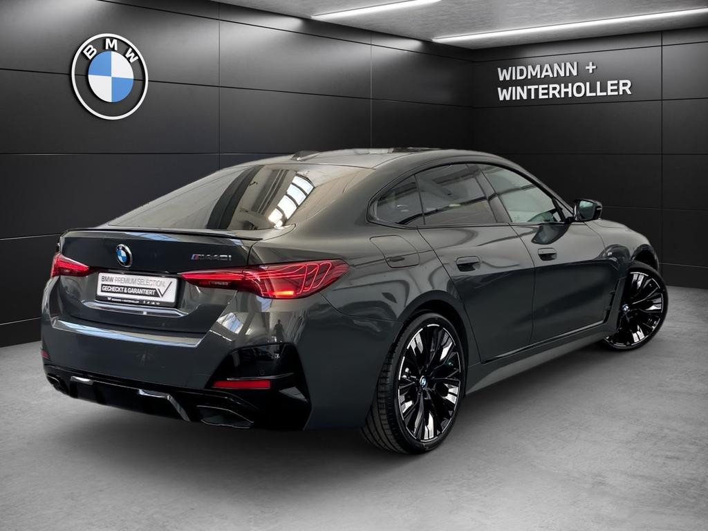 BMW M440
