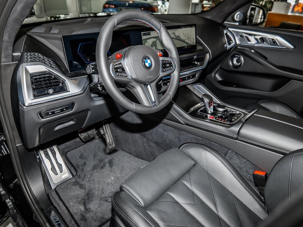 BMW XM