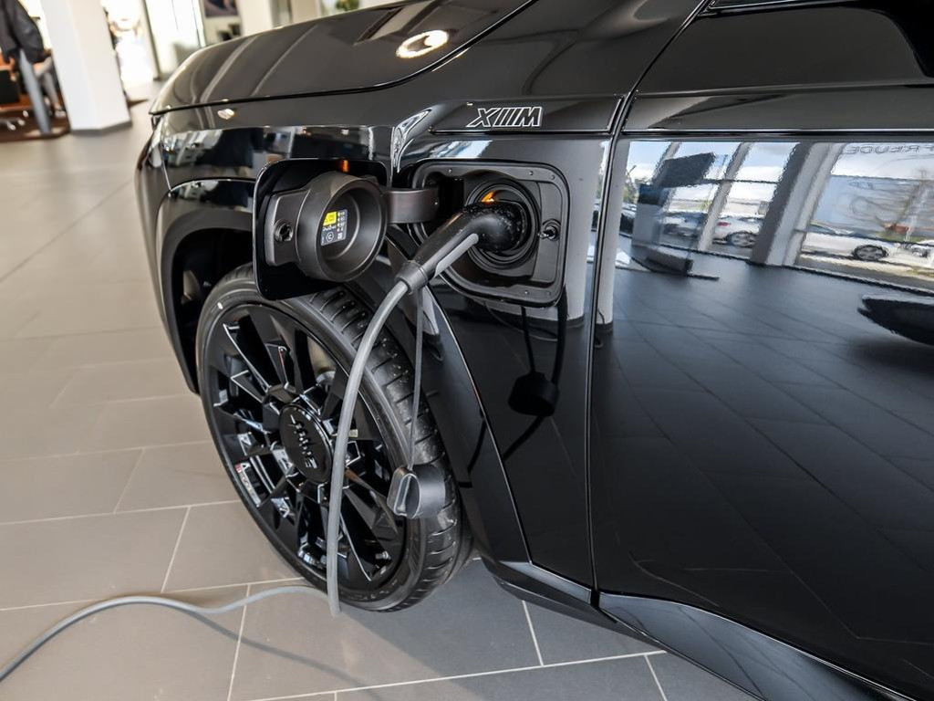 BMW XM