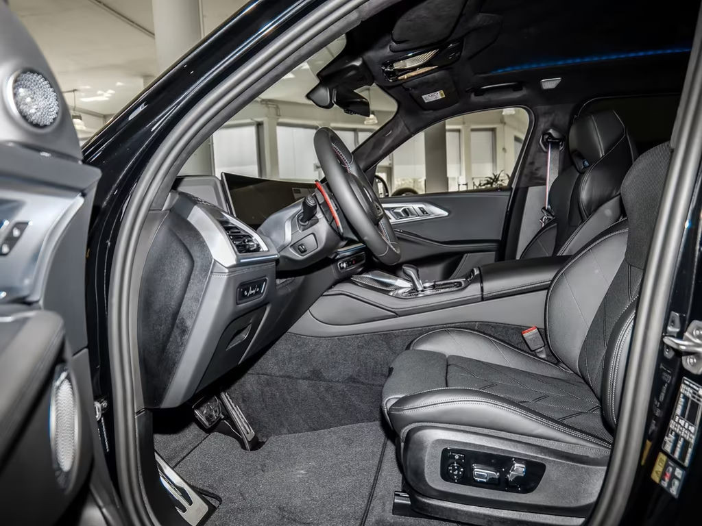 BMW XM