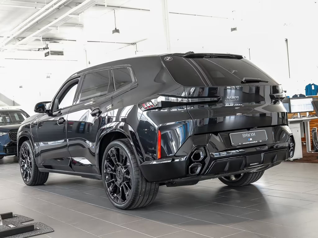 BMW XM