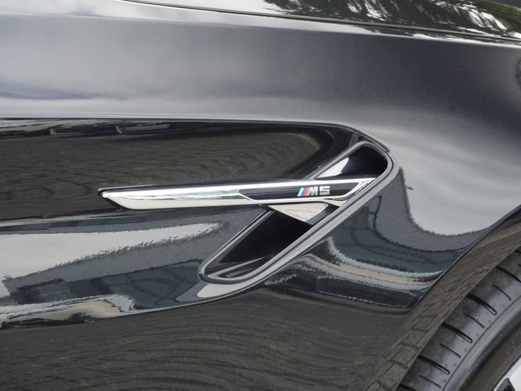 BMW M5