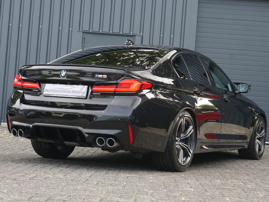 BMW M5