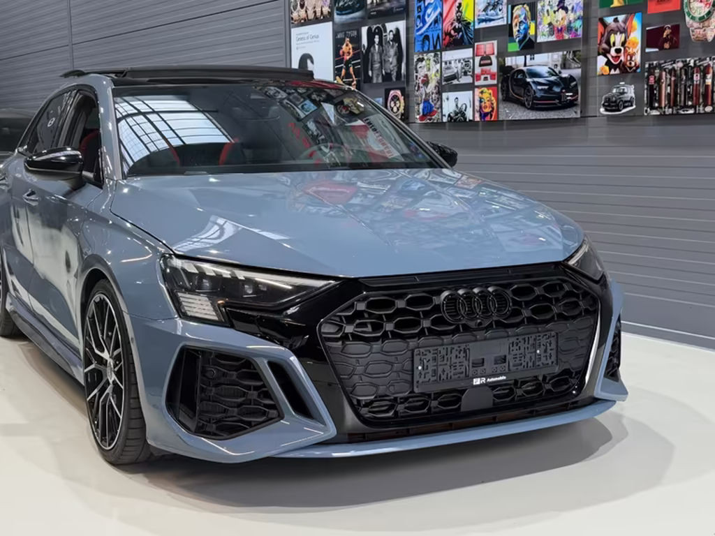 Audi RS3 Sportback Sedan Quattro