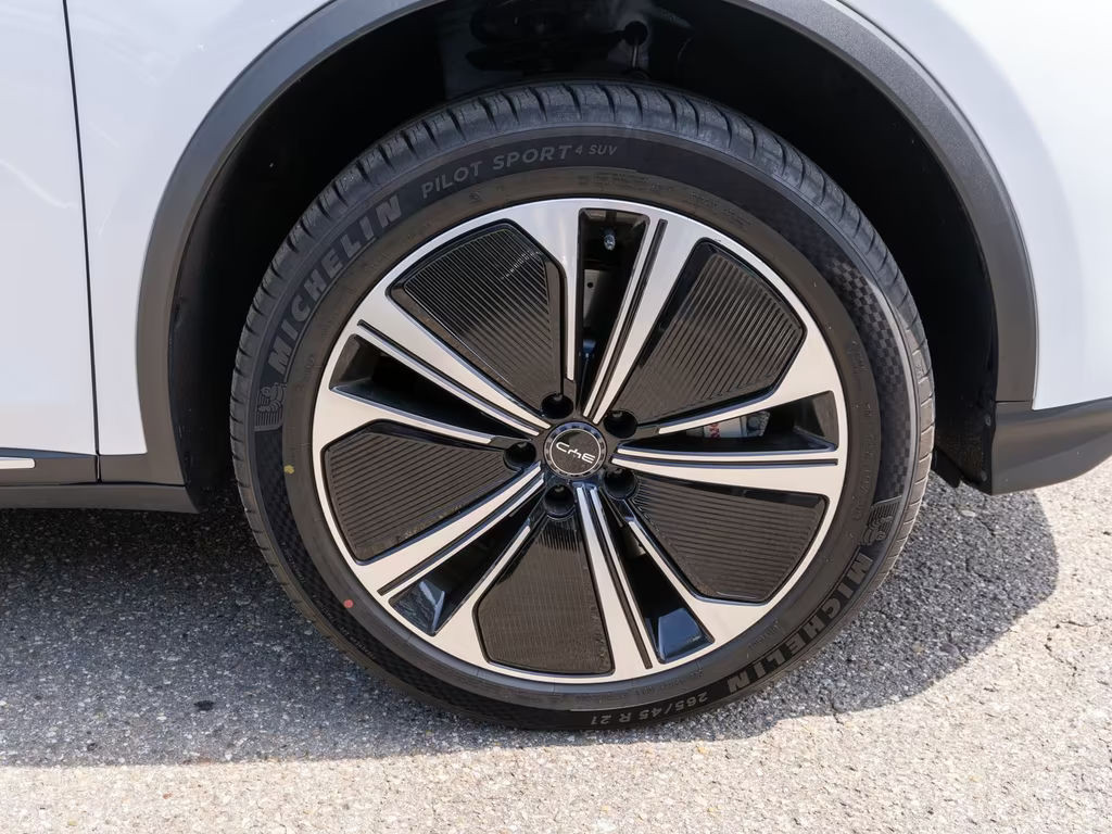 BYD Tang