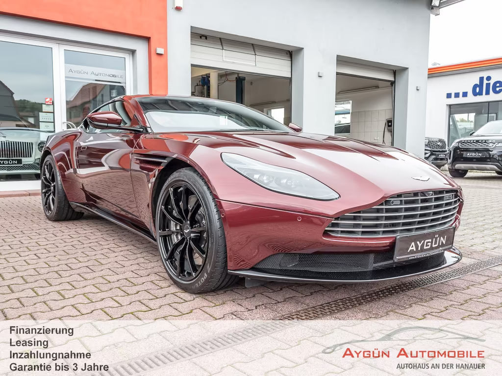 Aston Martin DB11