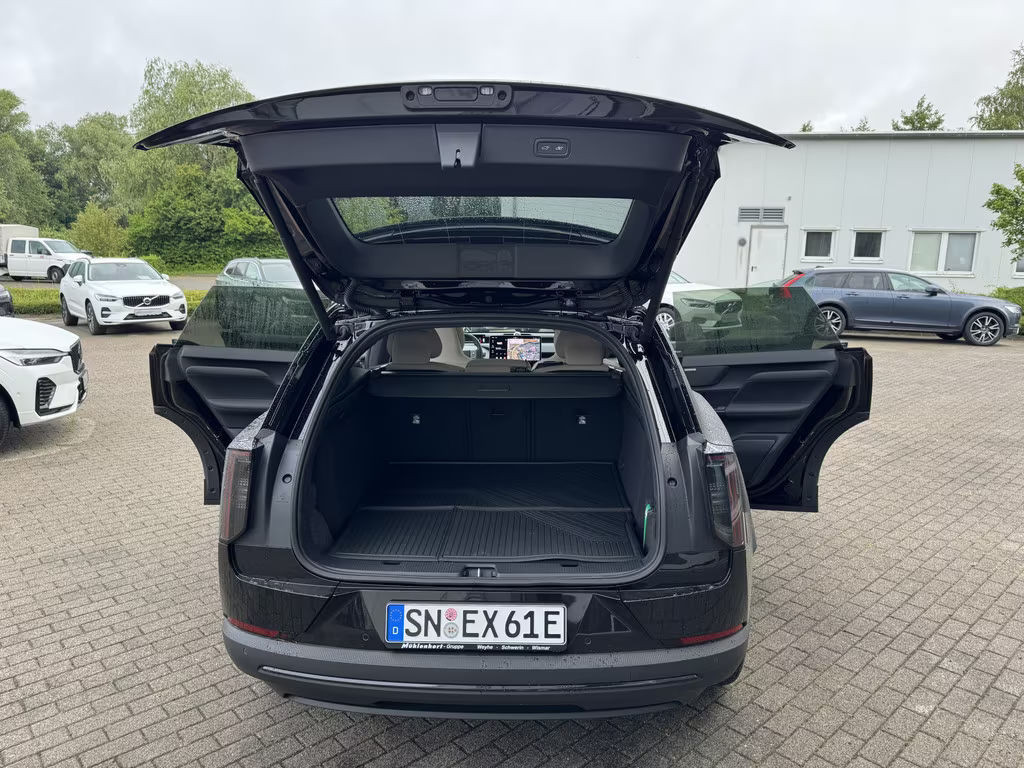 Volvo EX60