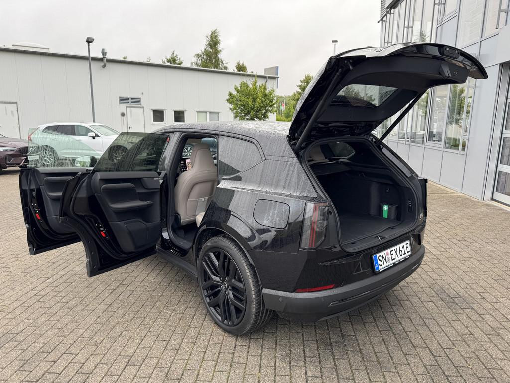 Volvo EX60