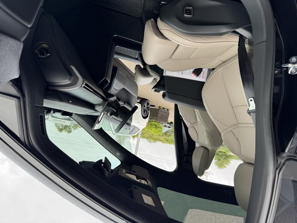 Volvo EX60
