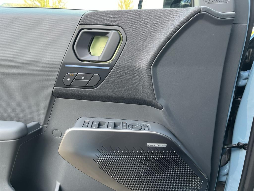 Kia EV2
