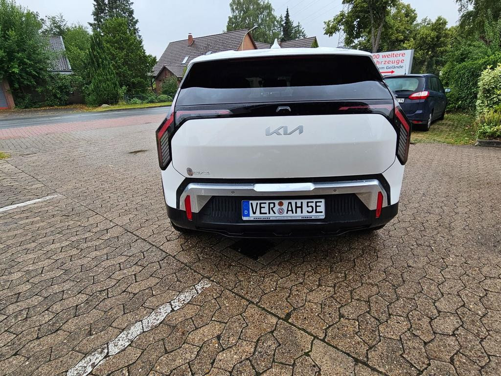 Kia EV3 58.3 kWh Earth