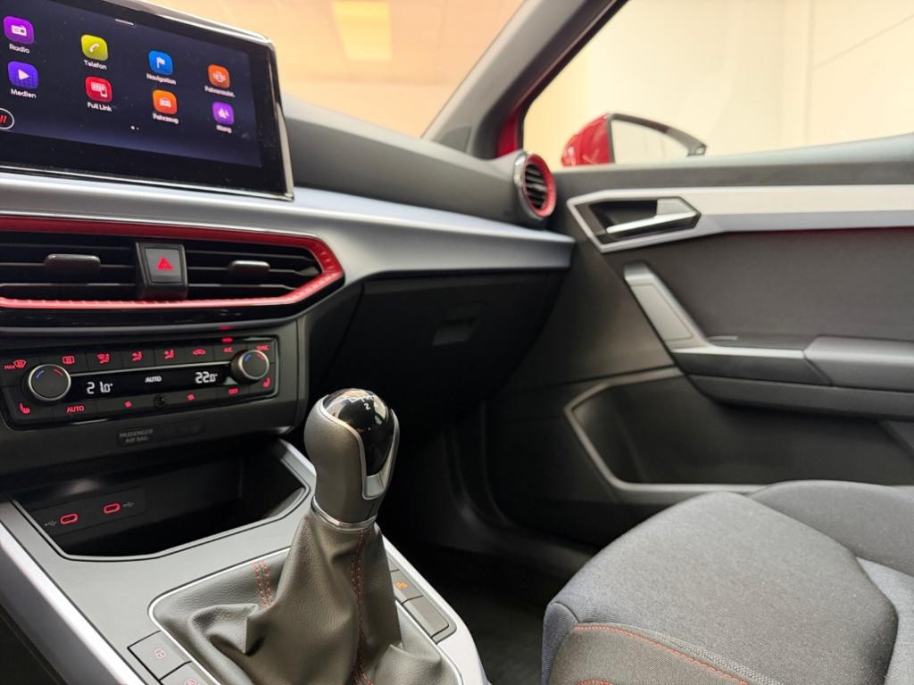 Seat Arona