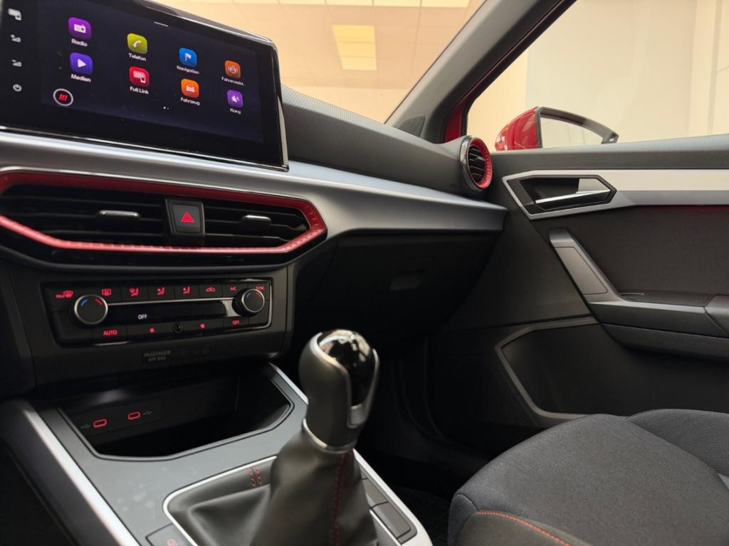 Seat Arona