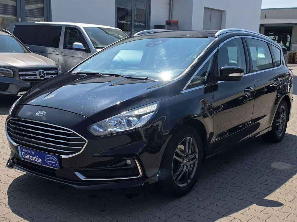 Ford S-Max Titanium