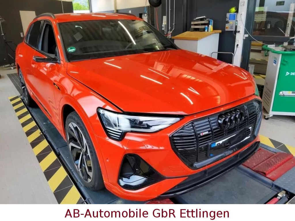 Audi e-tron Quattro S-Line 55
