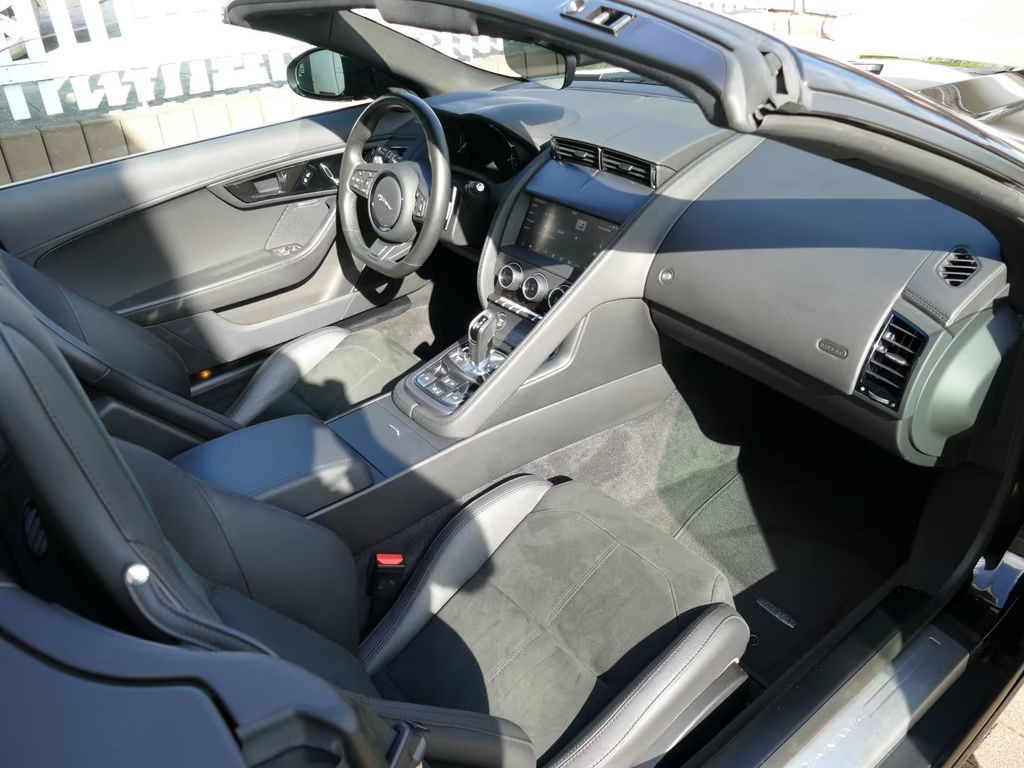 Jaguar F-Type