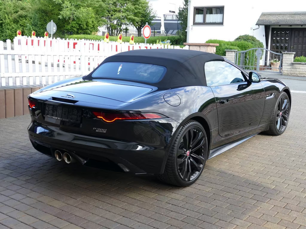 Jaguar F-Type