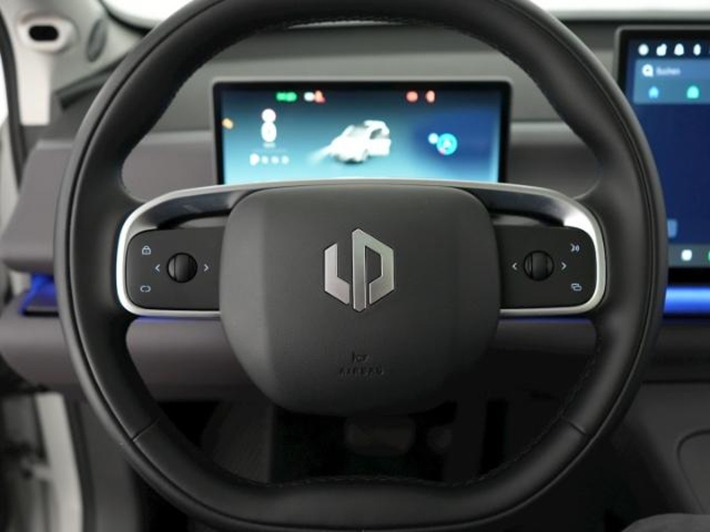 Leapmotor C10