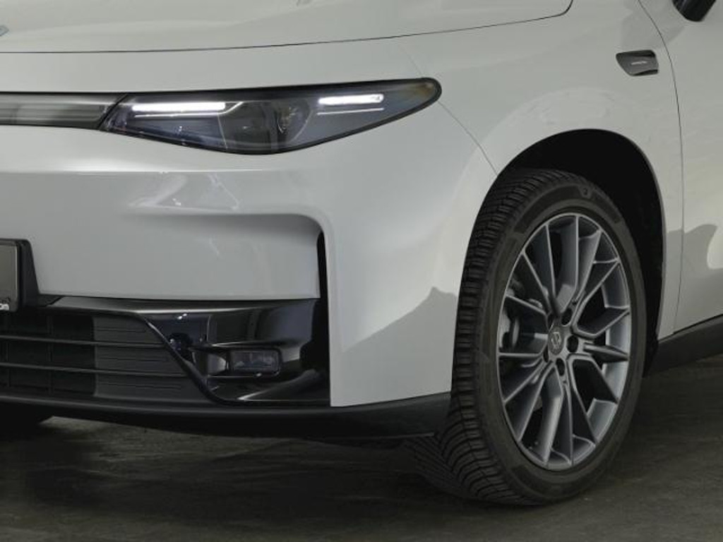 Leapmotor C10