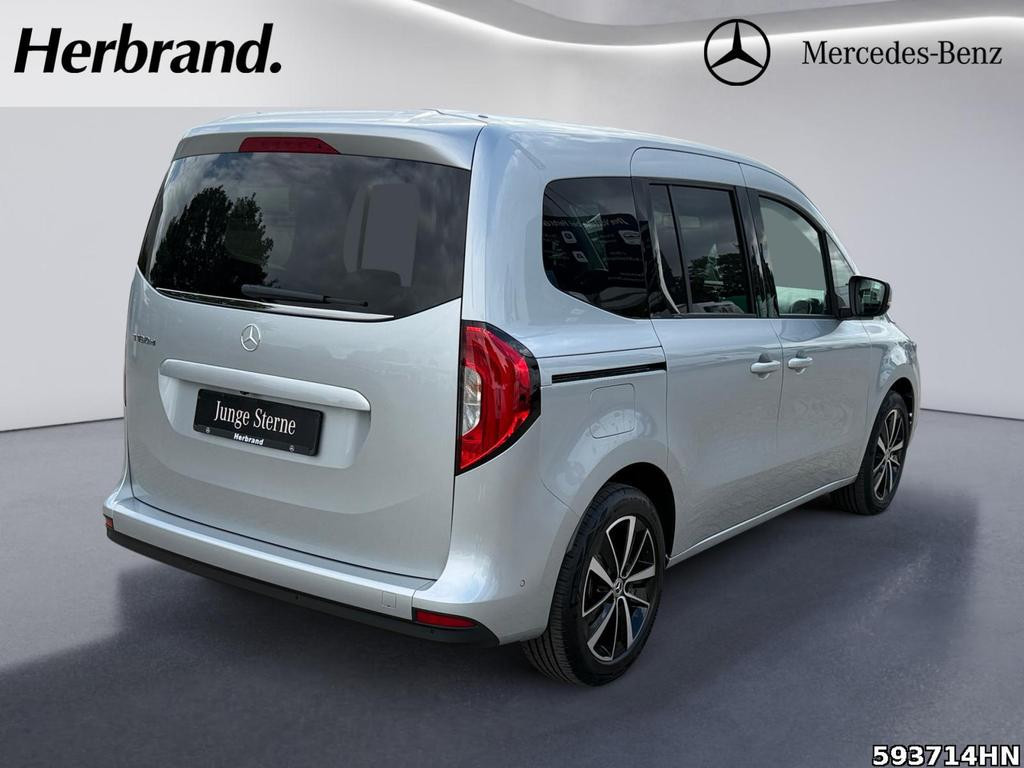 Mercedes-Benz T 180