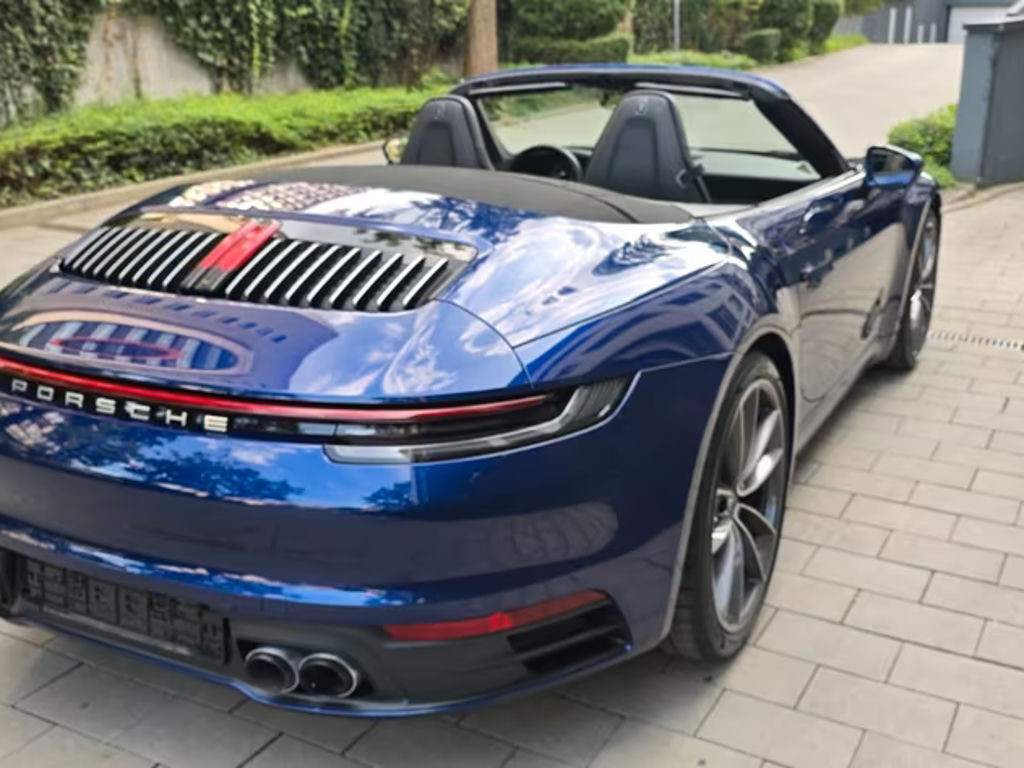 Porsche 911