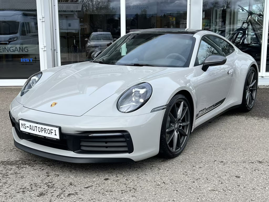 Porsche 911 Turbo 992 Carrera