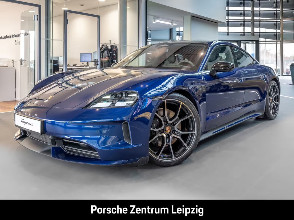Porsche Taycan Black Edition 4