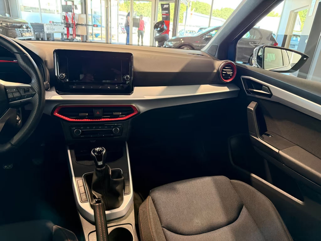 Seat Arona