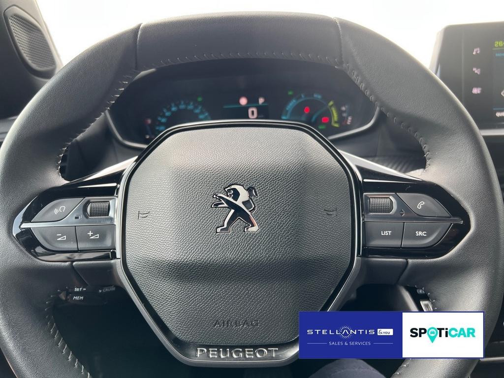 Peugeot e-2008