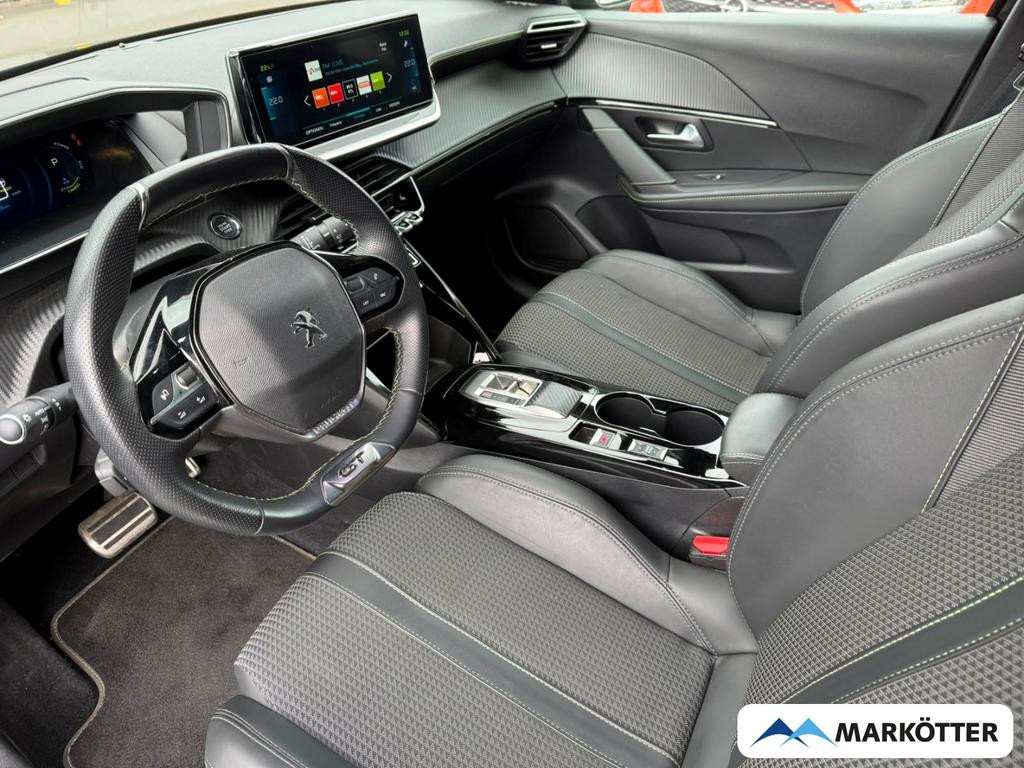 Peugeot e-208