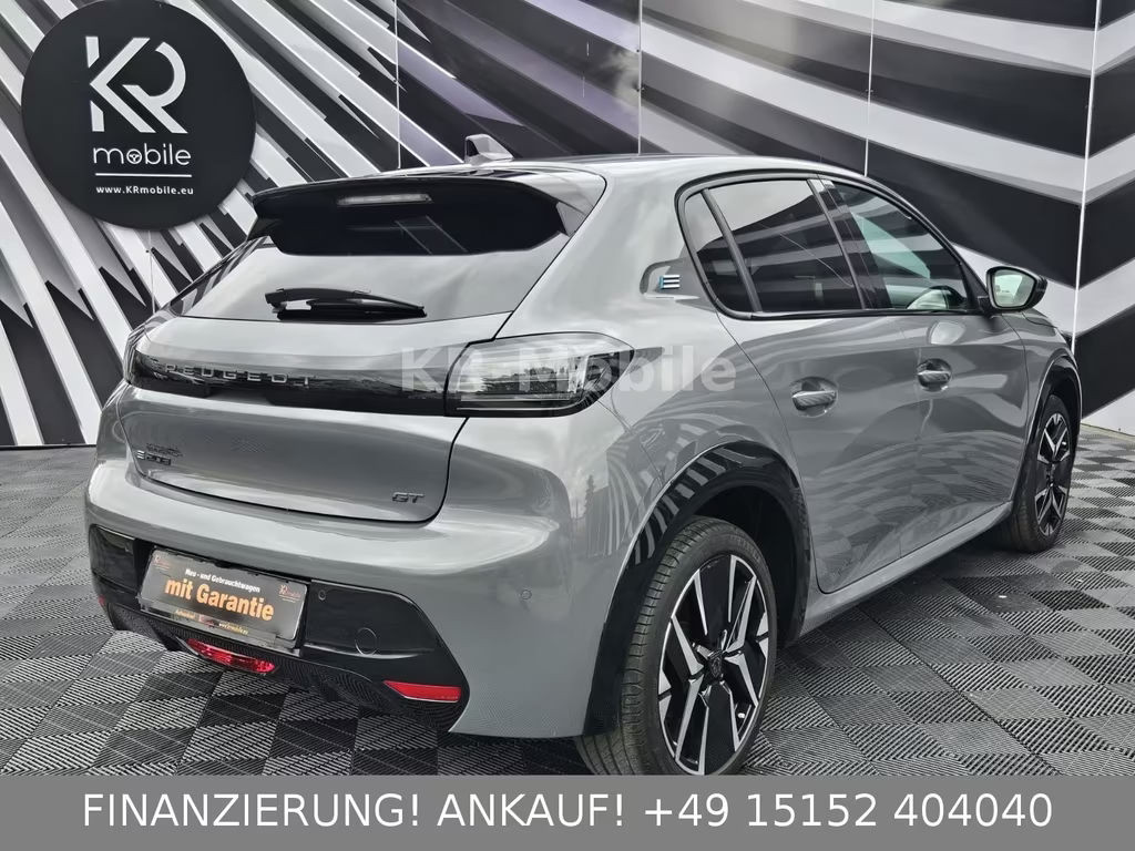 Peugeot e-208